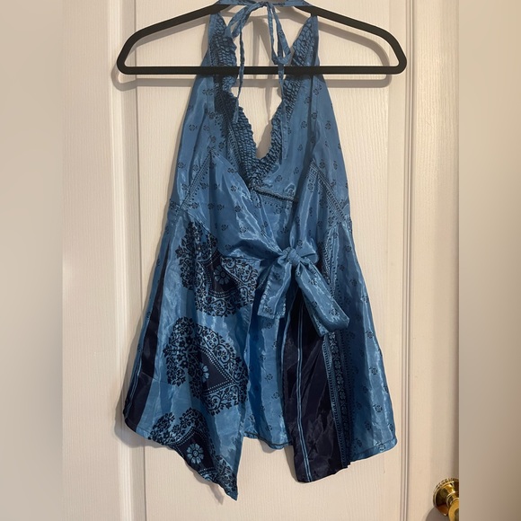 EUC Temple Satin Backless Tank Small - Picture 2 of 3